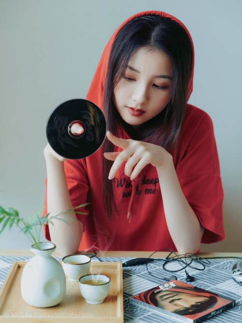 爱游戏综合娱乐-复古风回归？经典战役再现NBA赛场，nba最经典的一场比赛