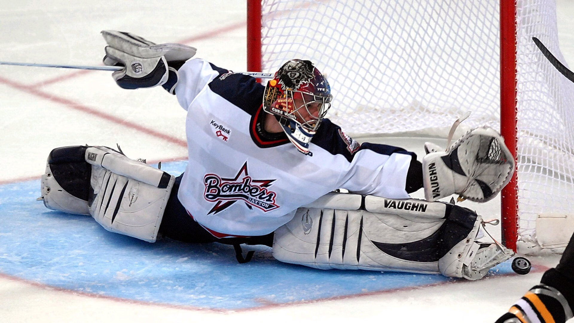 爱游戏体育APP下载-法甲：里昂2-1战胜蒙彼利埃，队长终场破门逆转成功，里昂 法甲