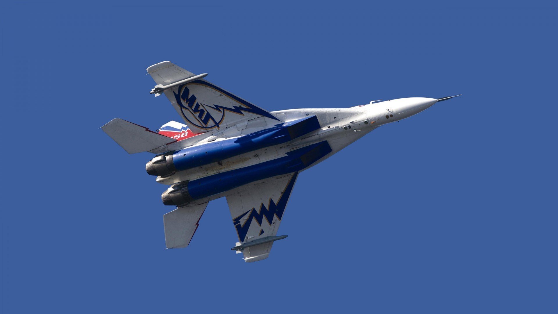 AIYOUXI.COM-江苏龙球队整体配合默契，江苏龙cba